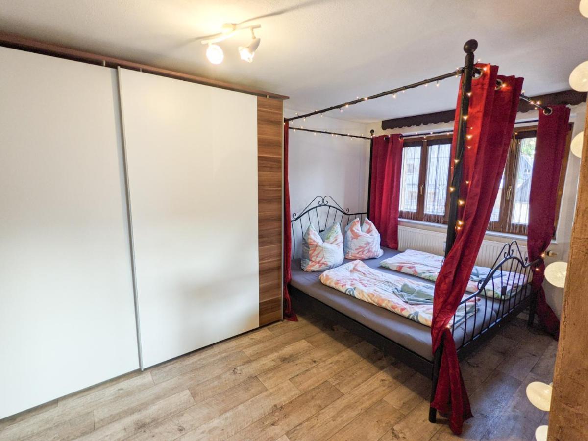 Apartament Urlaubstraum Mit Pool, Terrasse & Fluss Im Garten - Ut Sebnitz Zewnętrze zdjęcie