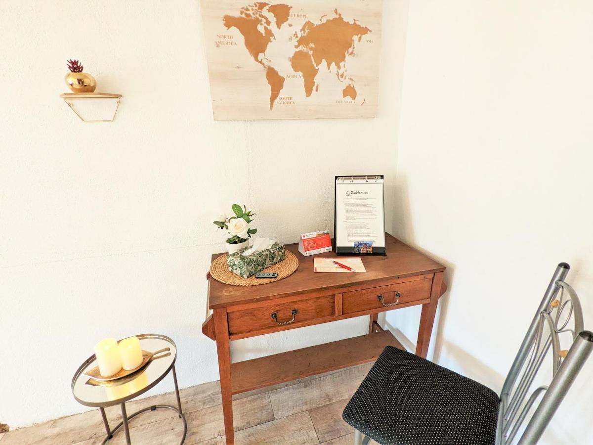 Apartament Urlaubstraum Mit Pool, Terrasse & Fluss Im Garten - Ut Sebnitz Zewnętrze zdjęcie